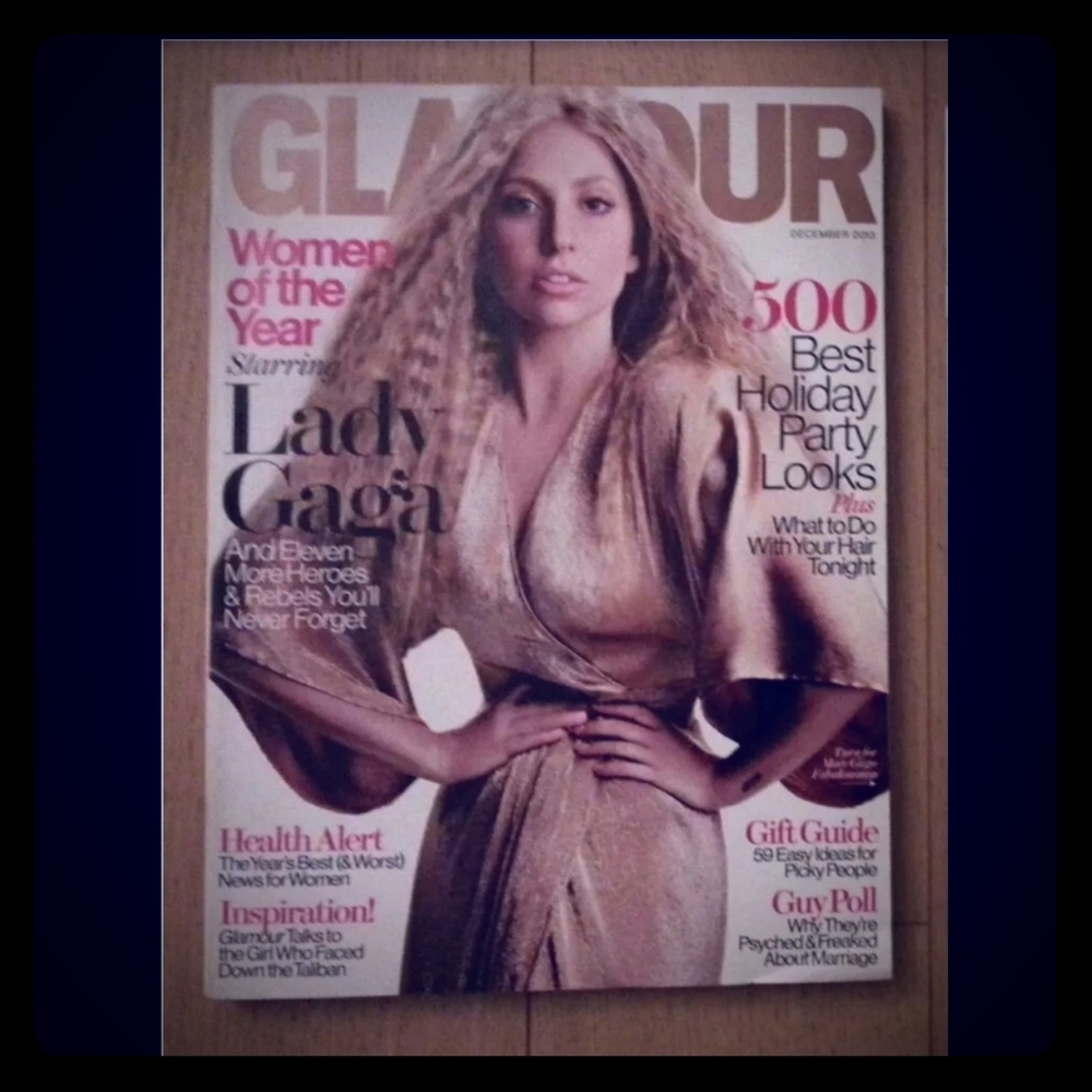 LADY GAGA MAGAZINE - LOT OF ONE (1) MAGS  //